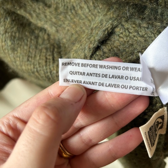 Like New!! Green Turtleneck sweater from Madewell! - Picture 5 of 7